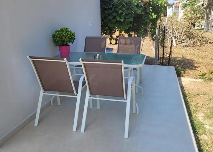 Boutique Sofia * 萨索斯